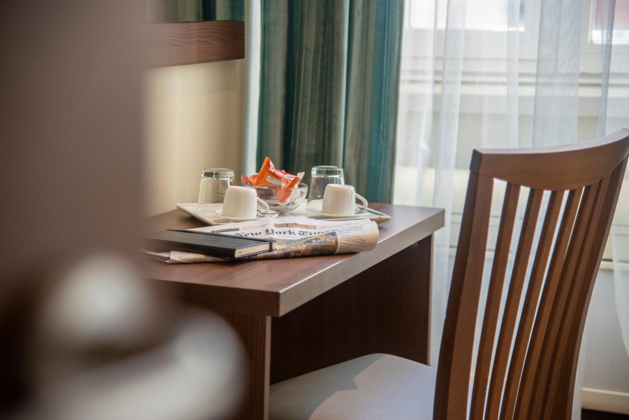 La Grande Bellezza Guest House Рим Екстер'єр фото